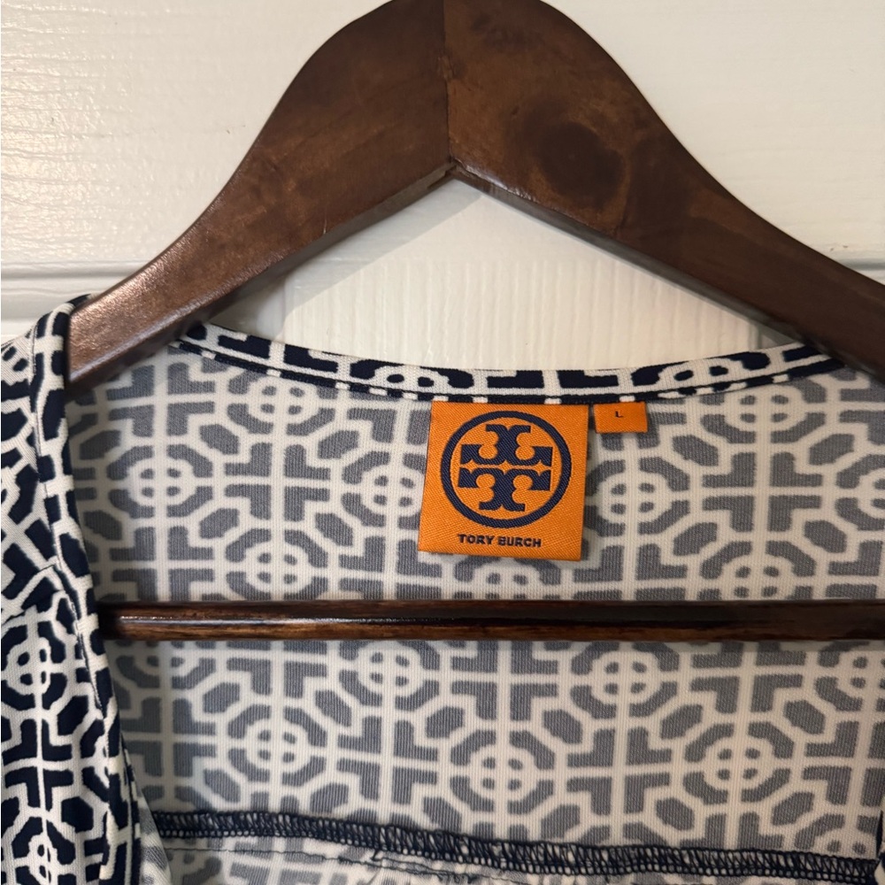 Tory Burch Geometric Black and White Blouse - Picture 2 of 4
